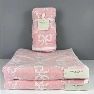 Laura Ashley Bath Towel Set Pink White Bow Pattern 2 Bath 2 Hand Cotton 4pc NEW